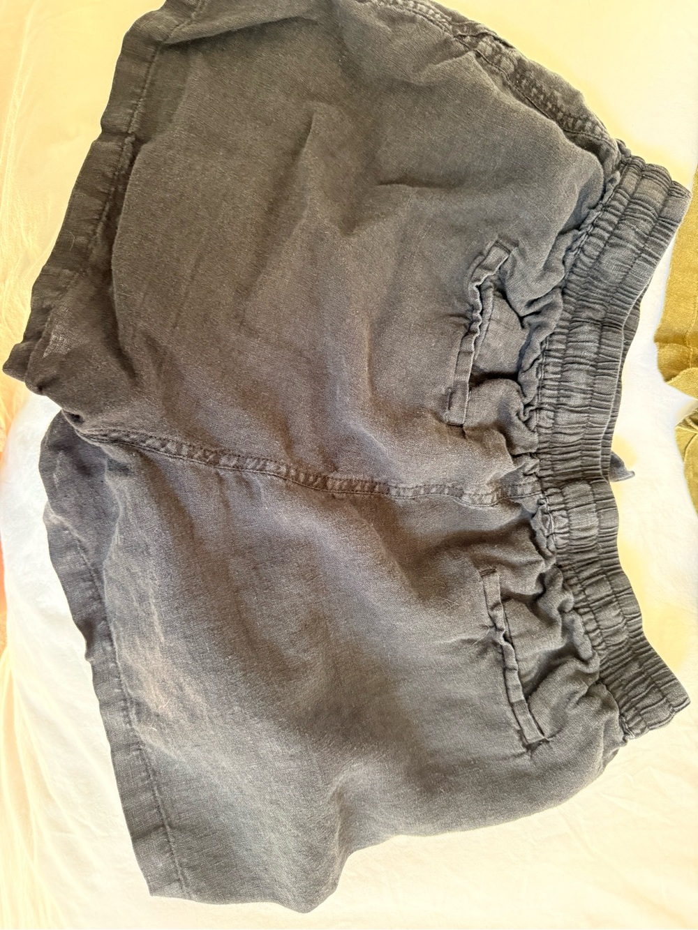 Quince linen Shorts bundle— Olive & black - Picture 4 of 6